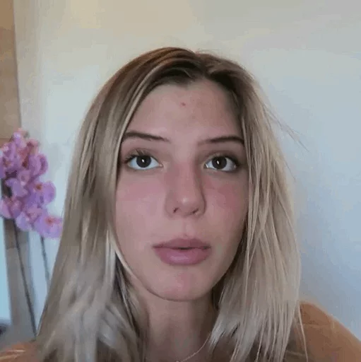 Alissa Violet | @Britenelle sticker 11