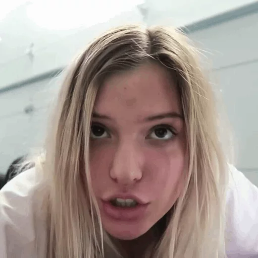Alissa Violet | @Britenelle sticker 6