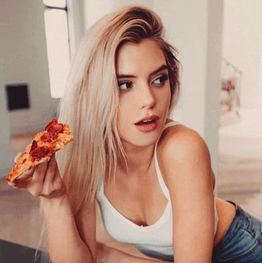 |•° Alissa Violet °•| sticker 6