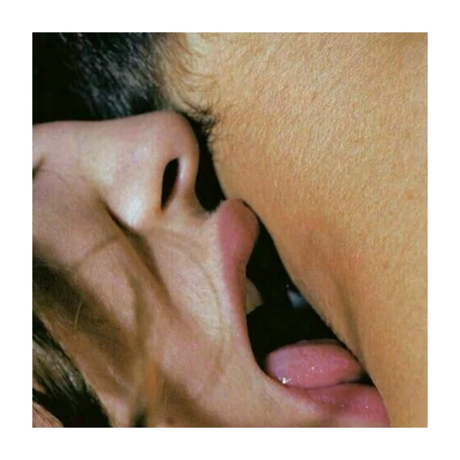 Kiss sticker 10