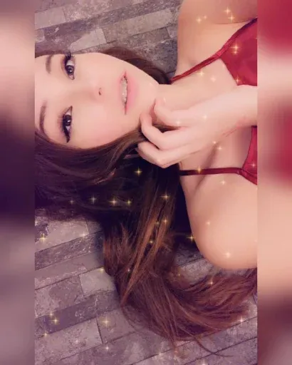 Belle Delphine by @DracuDinBotiza sticker 28