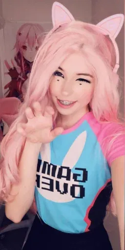 Belle Delphine by @DracuDinBotiza sticker 38