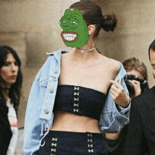 - Celebs Pepe 🐸 | @Its_ArTina 💭 sticker 11
