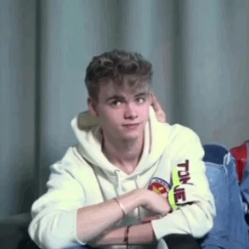 ˚corbyn besson💸↵ @kpopstan sticker 5