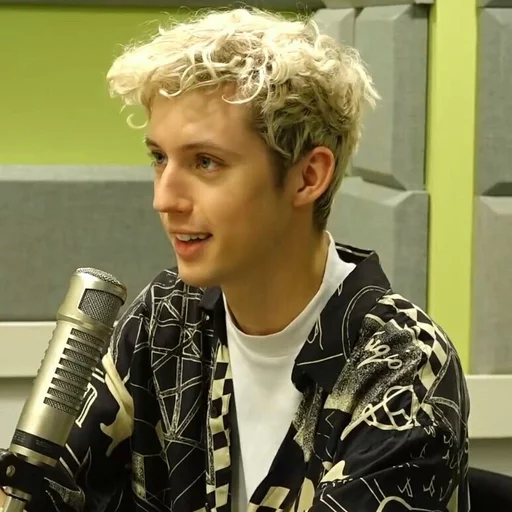 ✨-Troye by @kastick sticker 7