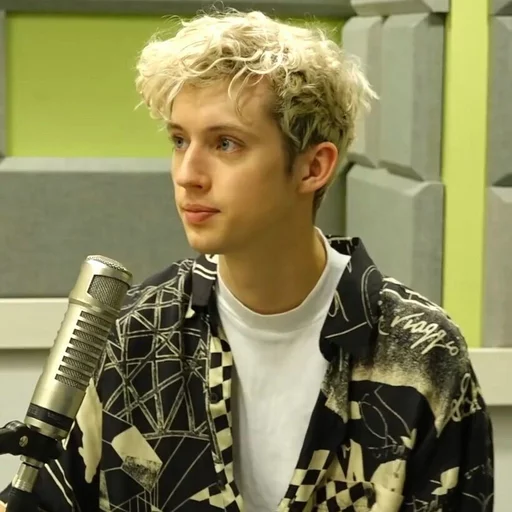 ✨-Troye by @kastick sticker 9
