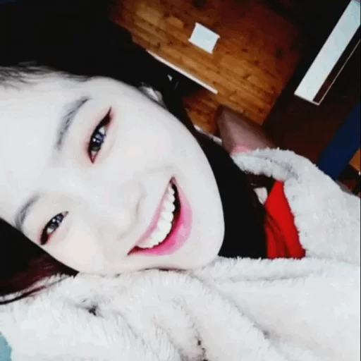 [Dahyun Vlive Memes]🌸@ItzHadid sticker 10