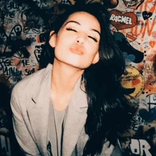 -danielle campbell💫 @SwizzleStickers sticker 8