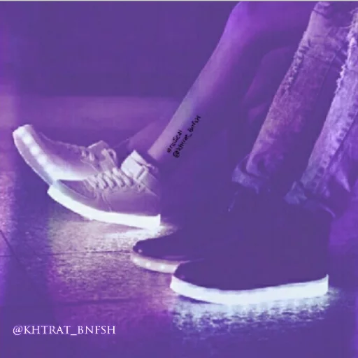 2.خاطرات بنفش @khtrat_bnfsh sticker 4