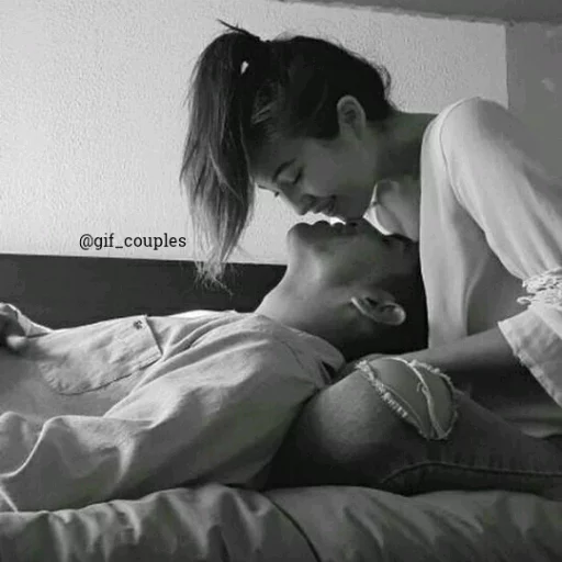 @Gif_couples sticker 5
