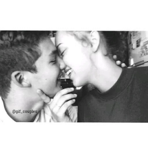 @Gif_couples sticker 6