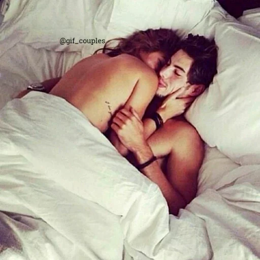 @Gif_couples sticker 8