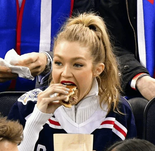 GigiHadid @Ndwsticker sticker 3