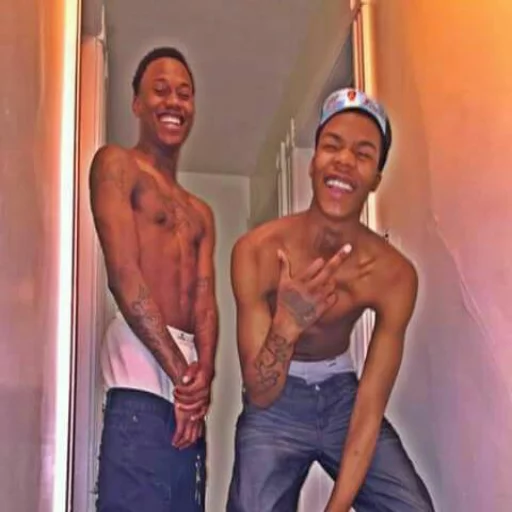 Gunz Pac sticker 72