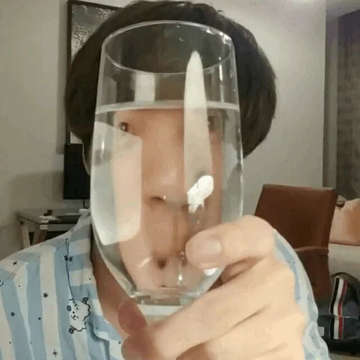 Jιɴ Eαт wαтer🍸| @BTSir7 | Telegram sticker pack