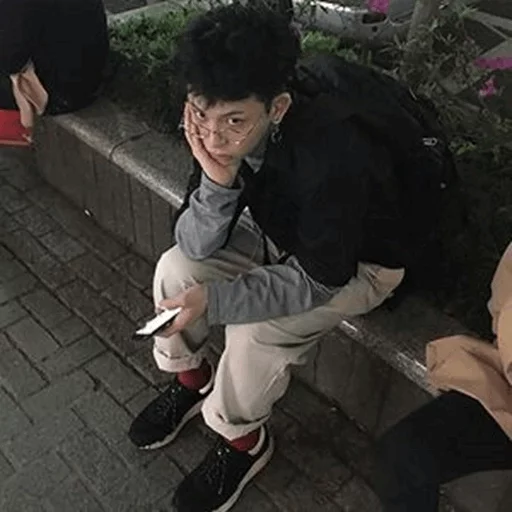 ᴹᵒᵒᵈ ᵍᶤʳˡˢ ᵃᶰᵈ ᵇᵒʸˢˑ🇰🇷♡ @Minexeh sticker 2