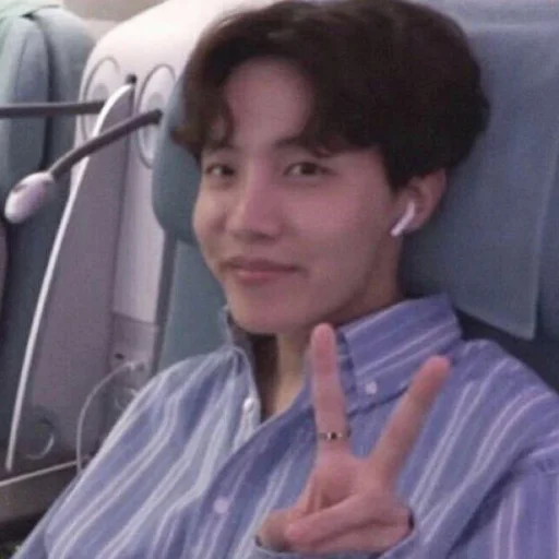 jung hoseok by @whoareyaa sticker 4