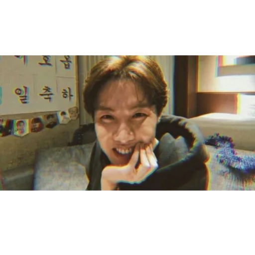 jung hoseok by @whoareyaa sticker 10