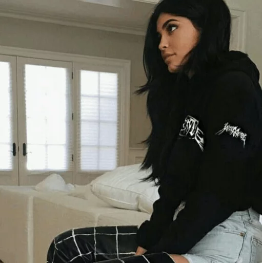 - KING KYLIE [ @stickit ] sticker 6