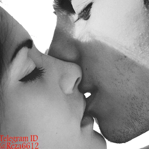 kiss sticker 8