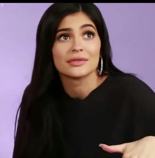 🌼Kylie Jenner💸 @BitchImStylinson sticker 4