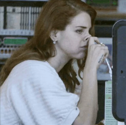 Lana del rey😍🌿💋 sticker 11