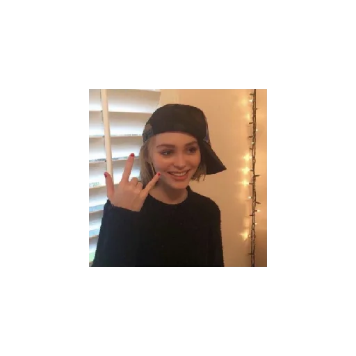 ❥ŁilyRoseDepp🥀؛ @Stylinsoner sticker 5