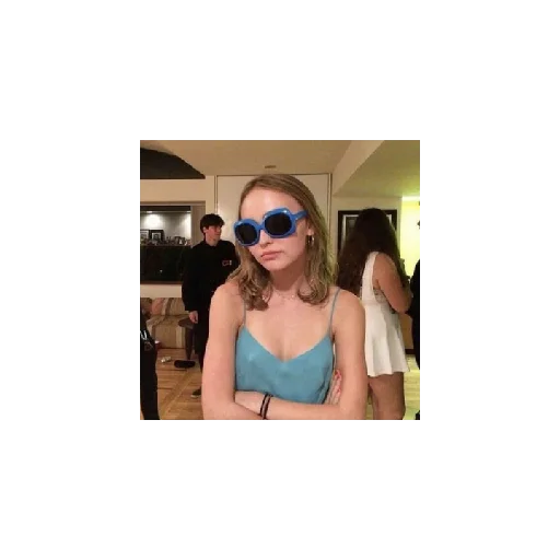 ❥ŁilyRoseDepp🥀؛ @Stylinsoner sticker 6