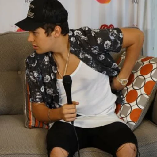 - Austin Mahone | @Its_ArTina 🚀 sticker 9