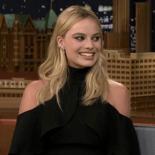 Margot Robbie | @iMissTheoldMe 🌛 sticker 8