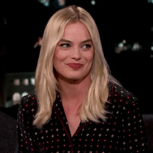Margot Robbie | @iMissTheoldMe 🌛 sticker 2
