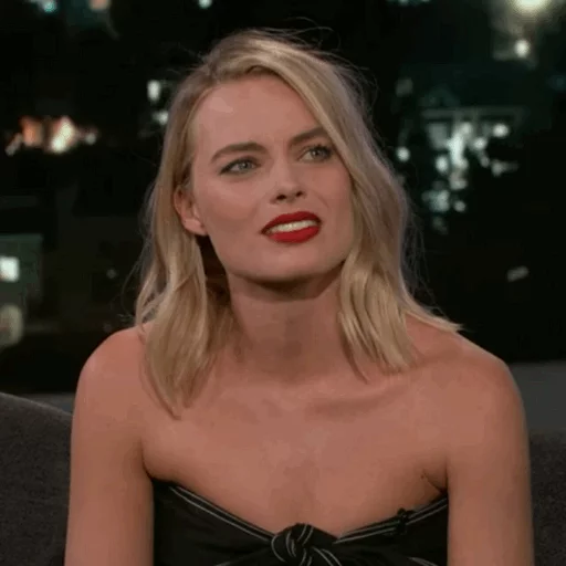 Margot Robbie | @iMissTheoldMe 🌛 sticker 5