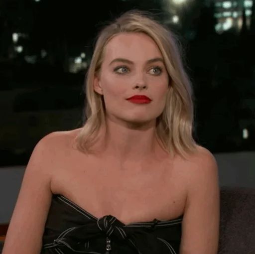 Margot Robbie | @iMissTheoldMe 🌛 sticker 7