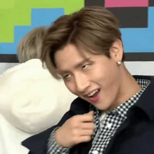 MONSTA X memes [ @gl10_stic ] sticker 9