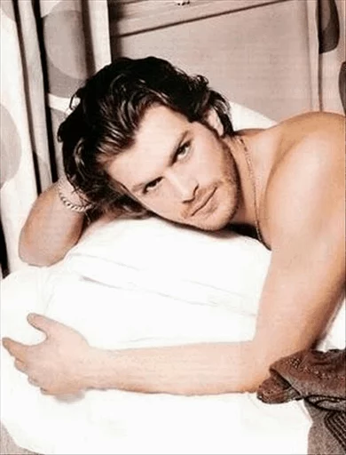 @Mrkivanc sticker 4