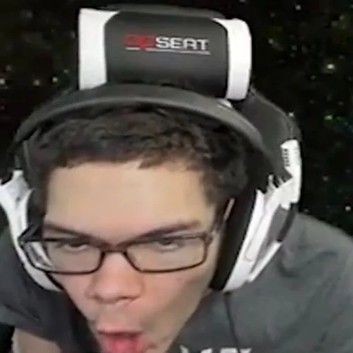 Nairo Reacts sticker 10